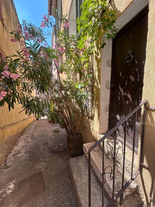 Maison 3 pièces 84 m² · à Aups · 84 m² · 135 000 €