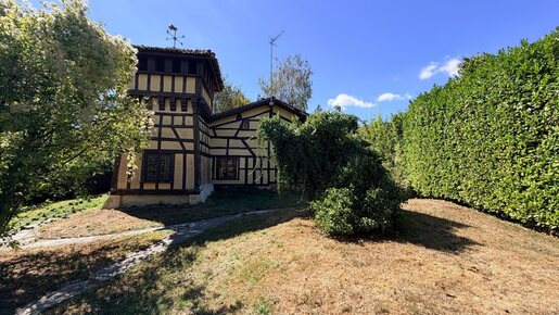 6 pièces 152 m² · à La Neuville-aux-Bois · 152 m² · 139 500 €