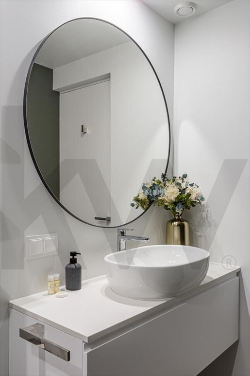 Advert pic 0