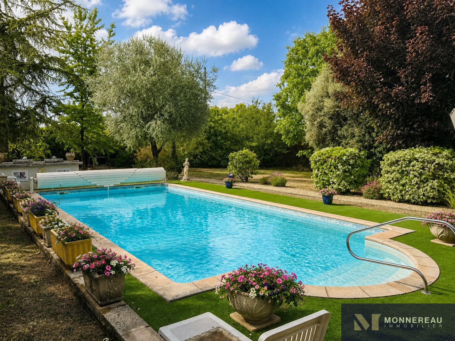 Maison à vendre, 390m², Barbezieux-Saint-Hilaire