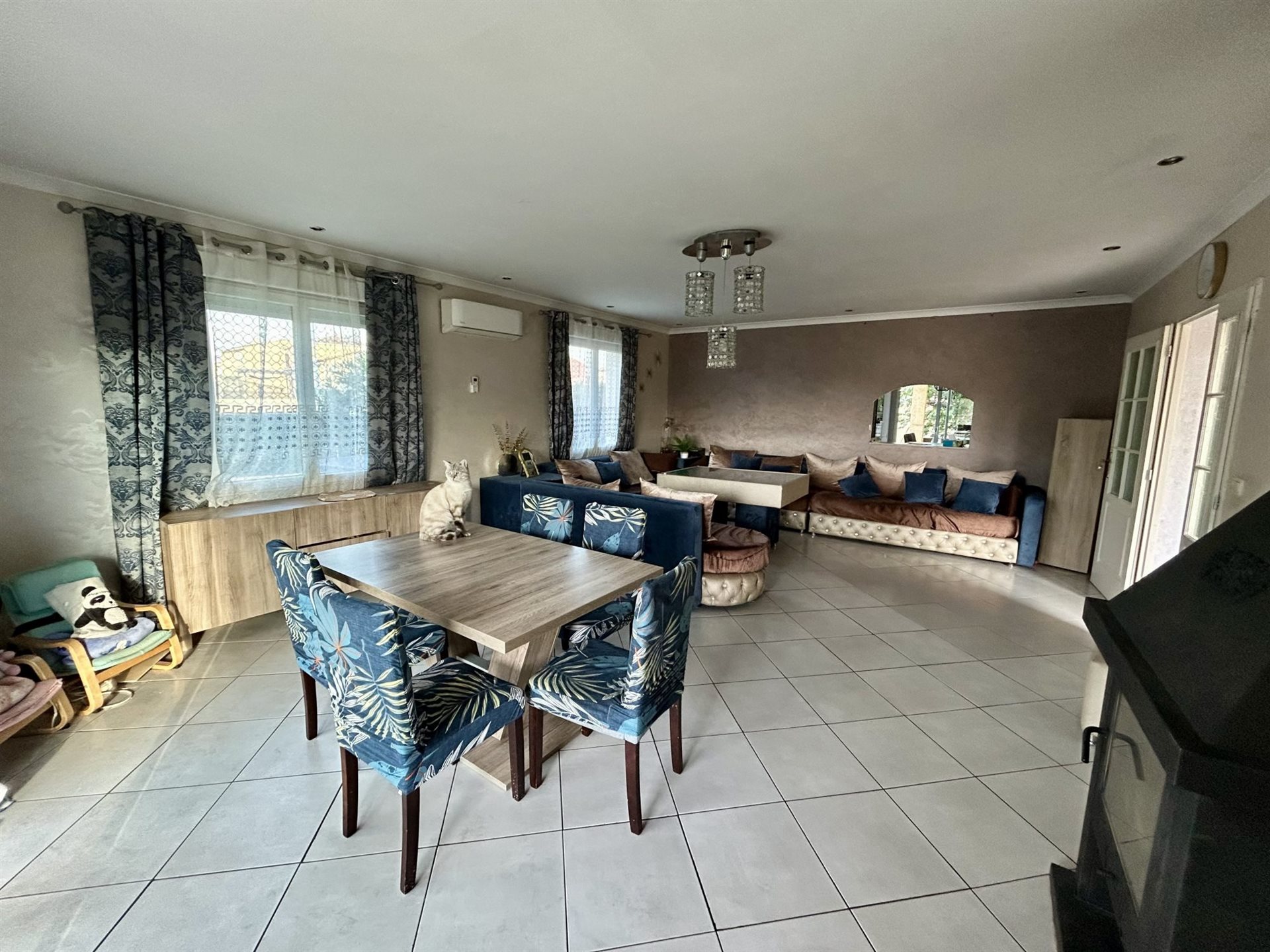 Maison à vendre, 143m², Saint-Gilles