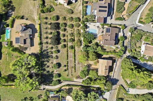 Maison 5 pièces 171 m² · à Mus · 171 m² · 680 000 €