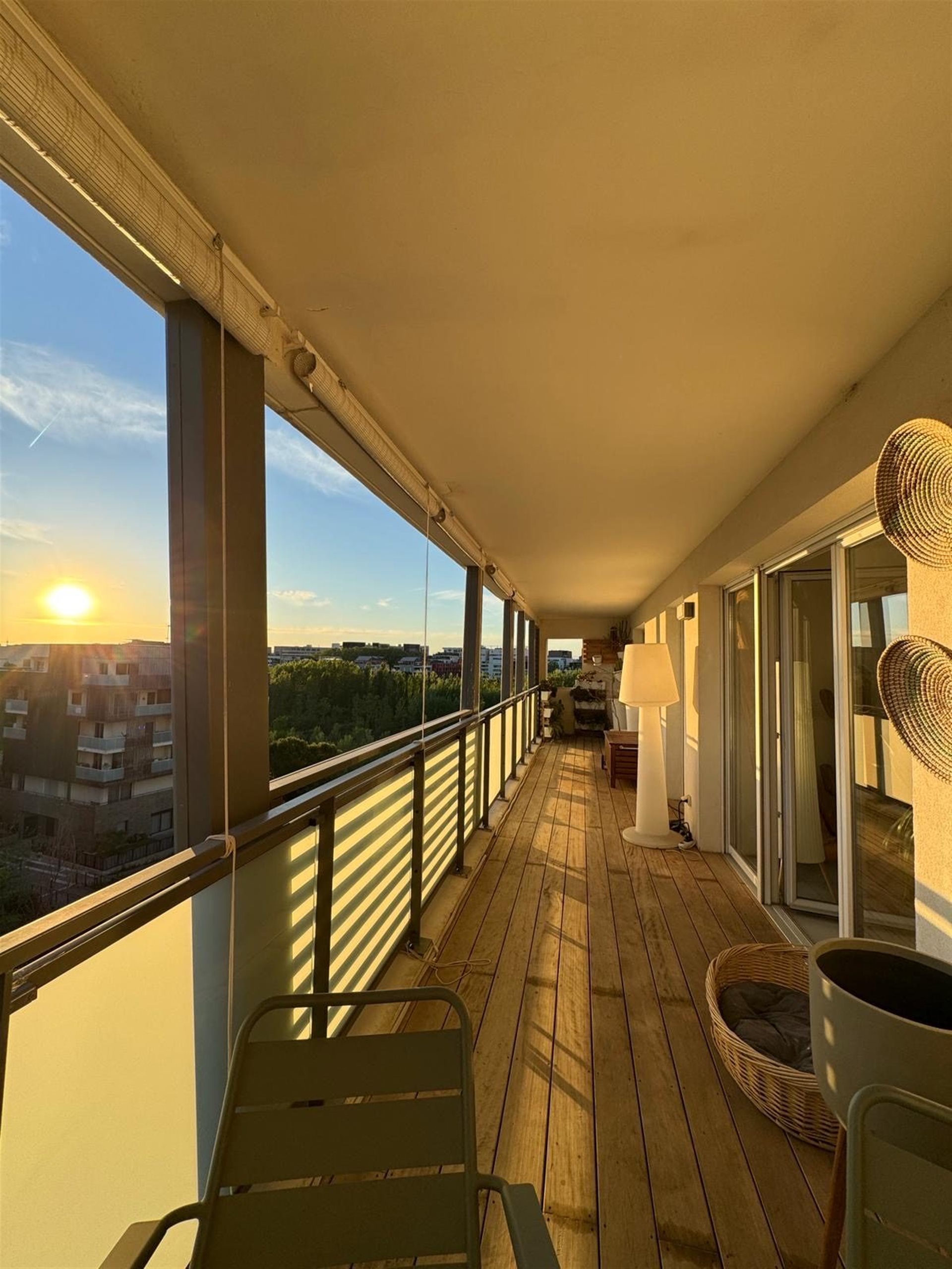 Appartement – Montpellier, Saint-Michel, Port Marianne - Vue 3