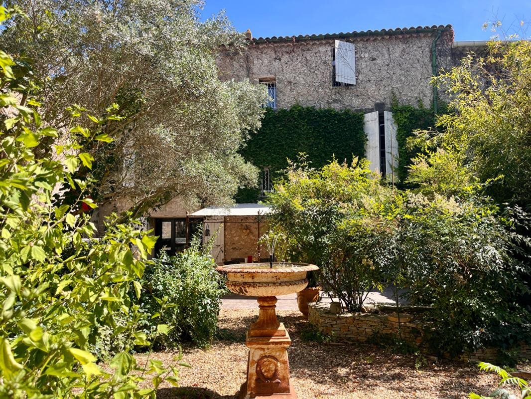 Maison à vendre, 350m², Adissan