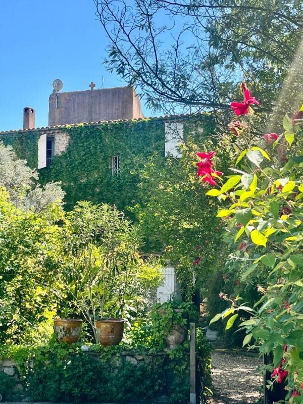 Maison à vendre, 350m², Adissan