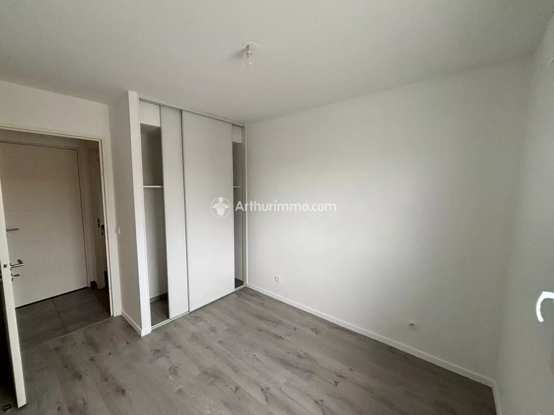 Appartement à vendre, 57m², Saint-Cergues