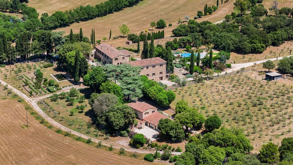 Maison à vendre, 1345m², Ampus