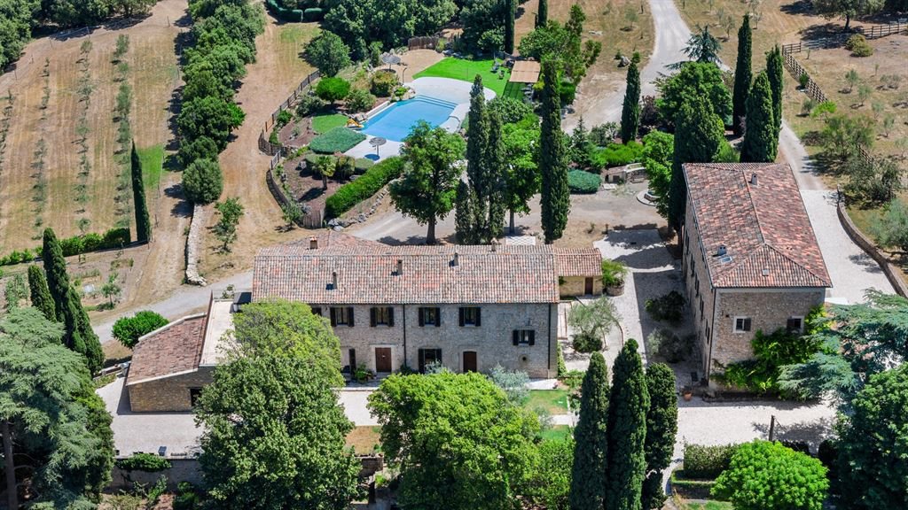 Maison à vendre, 1345m², Ampus