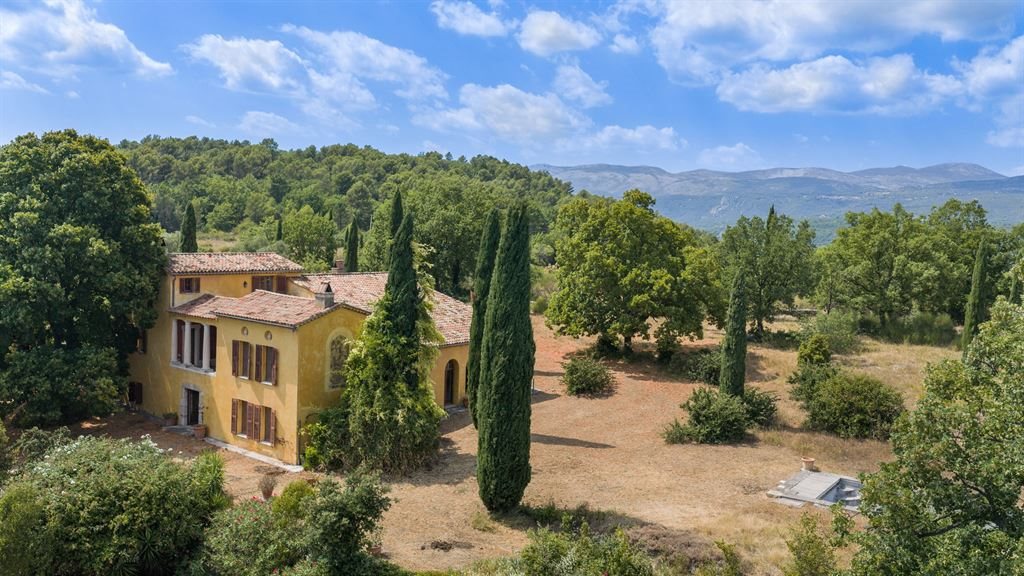 Maison à vendre, 340m², Callian