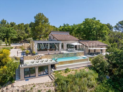 Maison 7 pièces 215 m² · à Malemort-du-Comtat · 215 m² · 1 380 000 €
