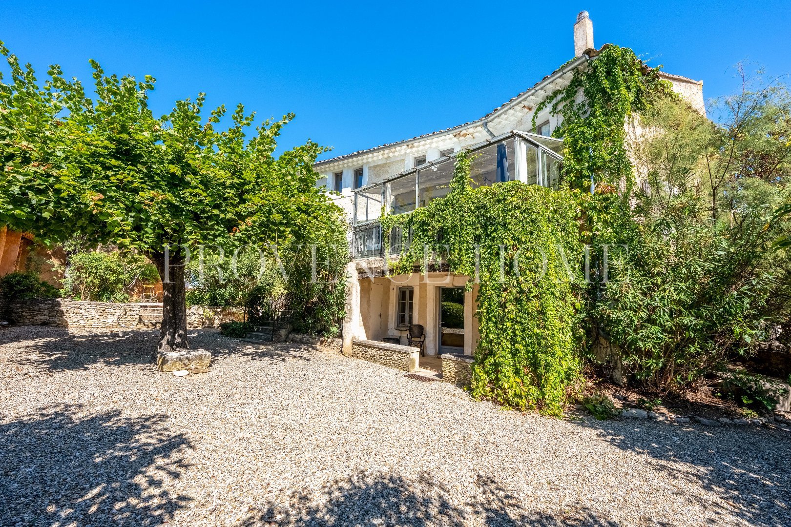 Maison à vendre, 300m², Saint-Saturnin-lès-Apt
