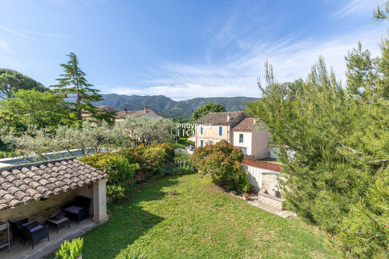 Maison à vendre, 170m², Oppède