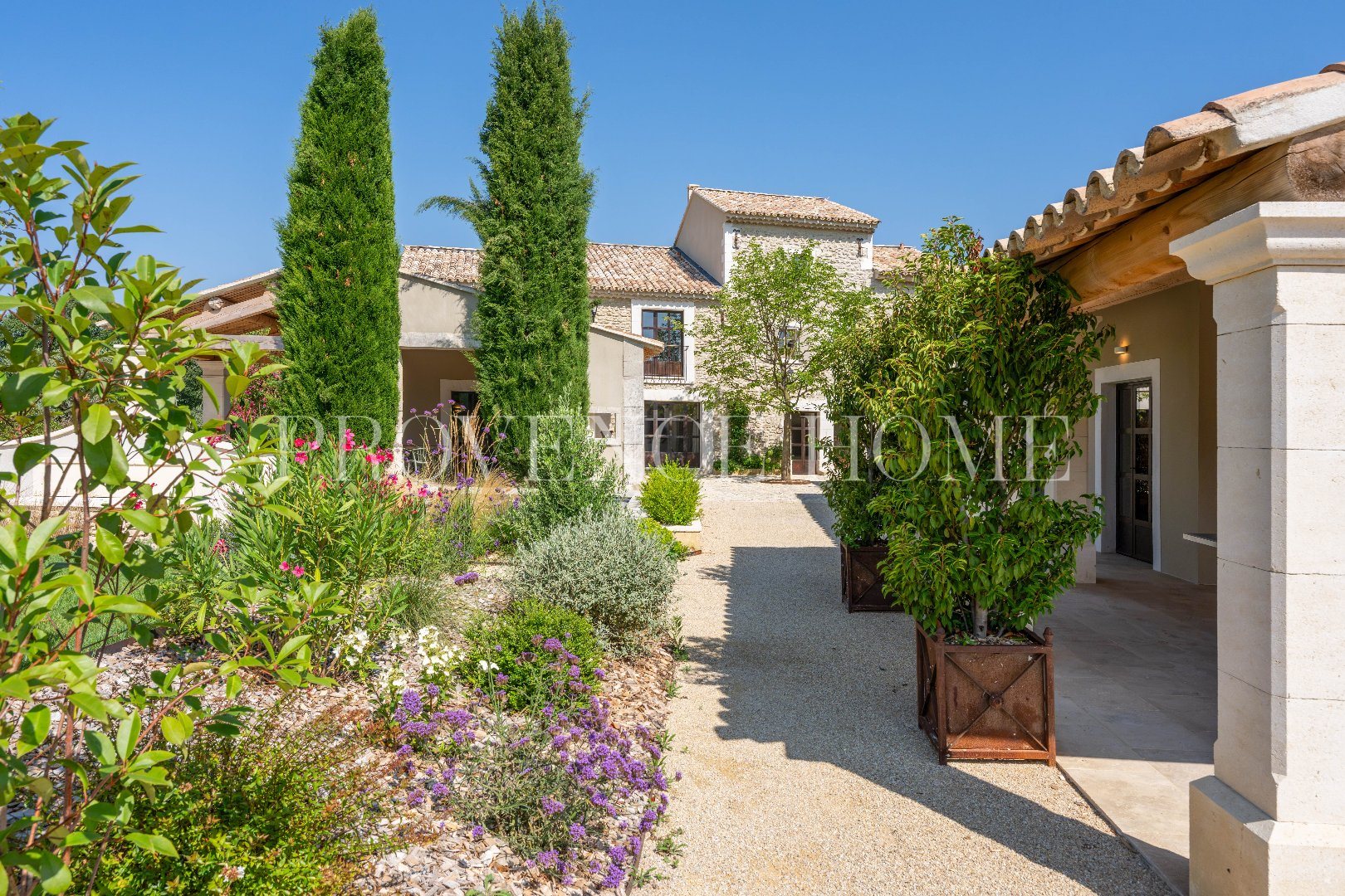 Maison à vendre, 370m², Oppède