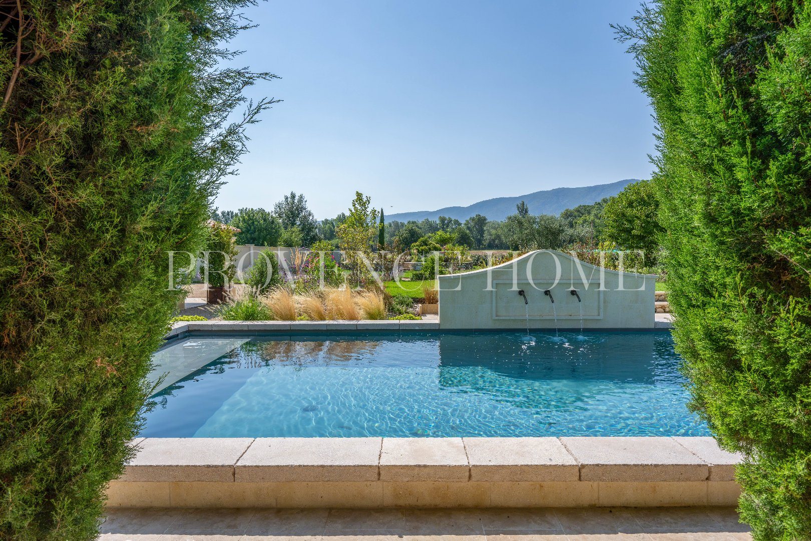Maison à vendre, 370m², Oppède