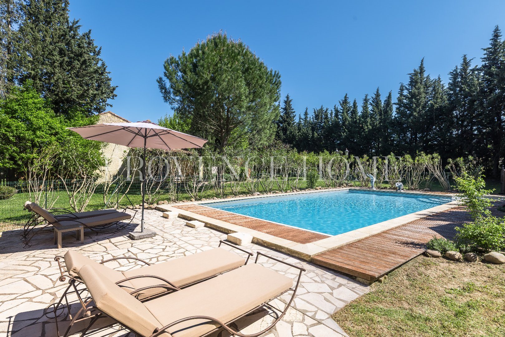 Maison à vendre, 372m², L'Isle-sur-la-Sorgue