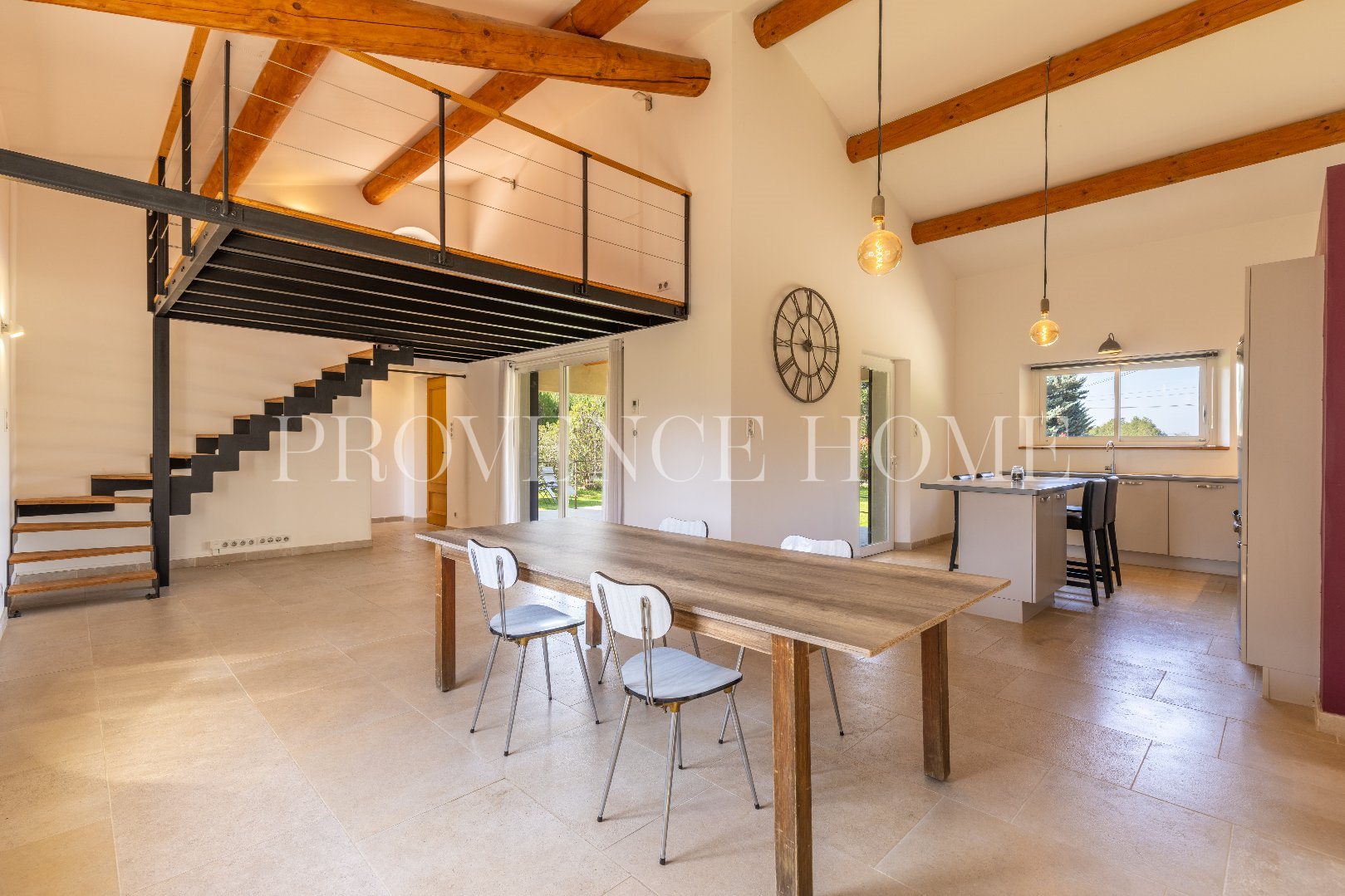 Maison à vendre, 115m², Lagnes