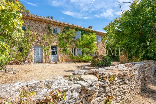 Maison 6 pièces 190 m² · à Cabrières-d'Avignon · 190 m² · 1 490 000 €