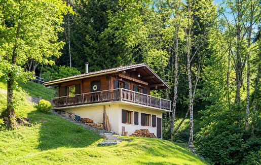 Maison 4 pièces 72 m² · à Manigod · 72 m² · 597 000 €