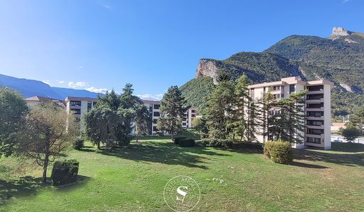 Appartement 3 pièces 77 m² · à Faverges-Seythenex · 77 m² · 225 000 €