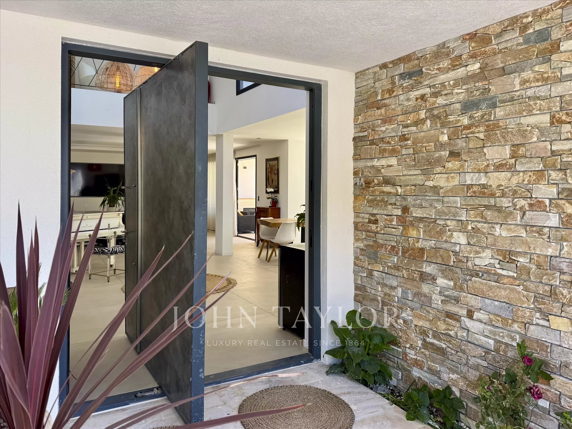 Maison à vendre, 255m², Ollioules