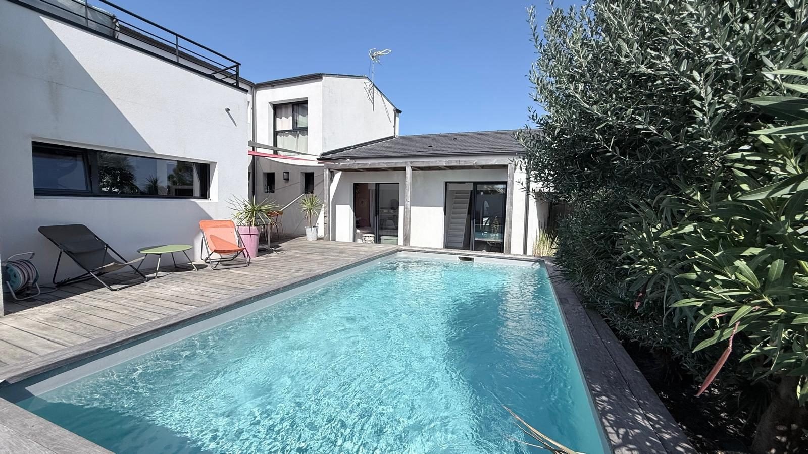 Maison à vendre, 172m², Nieul-sur-Mer