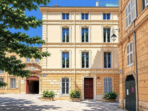 Maison 20 pièces 400 m² · à Aix-en-Provence · 400 m² · 2 990 000 €