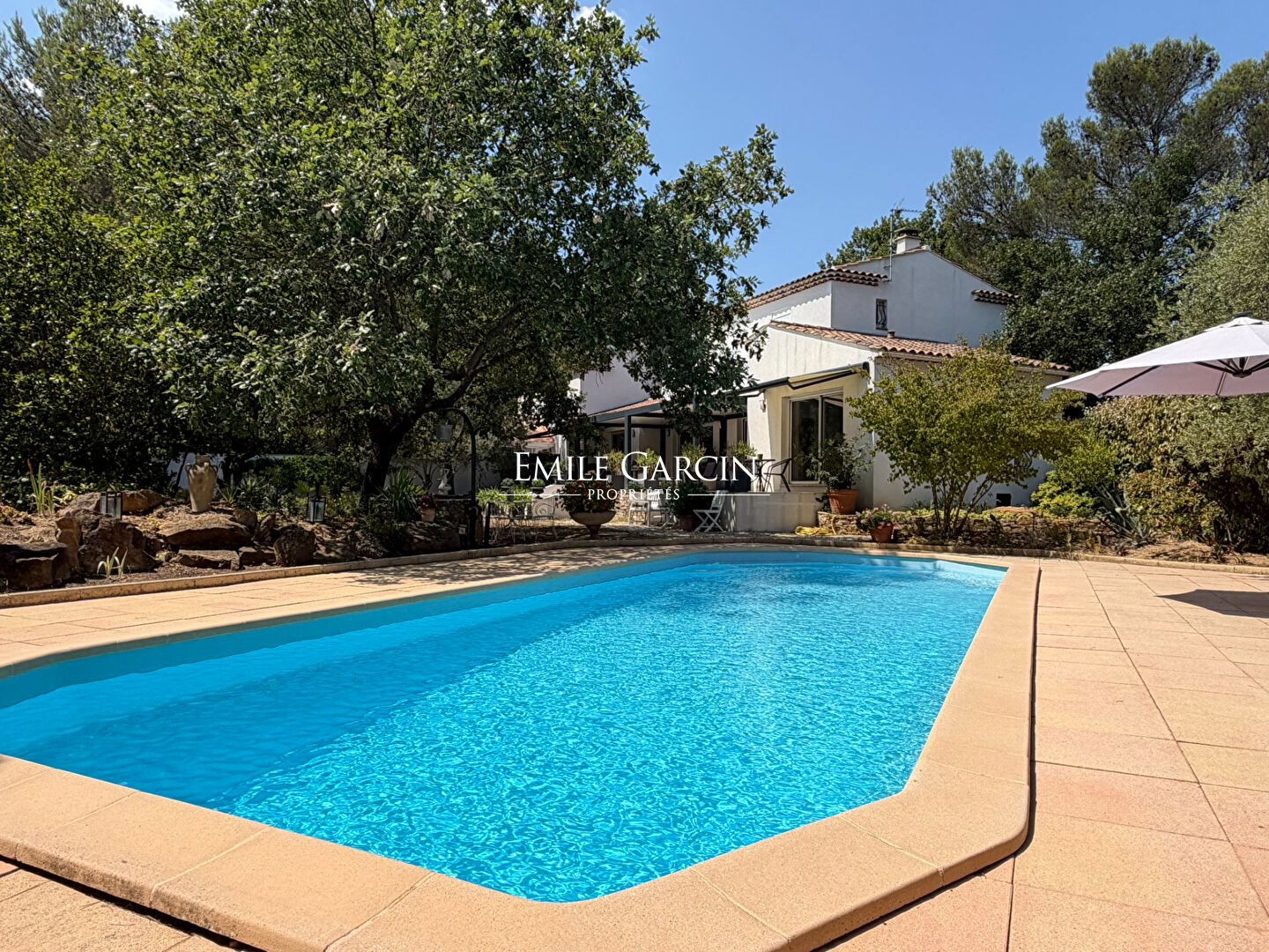 Maison à vendre, 374m², Peynier