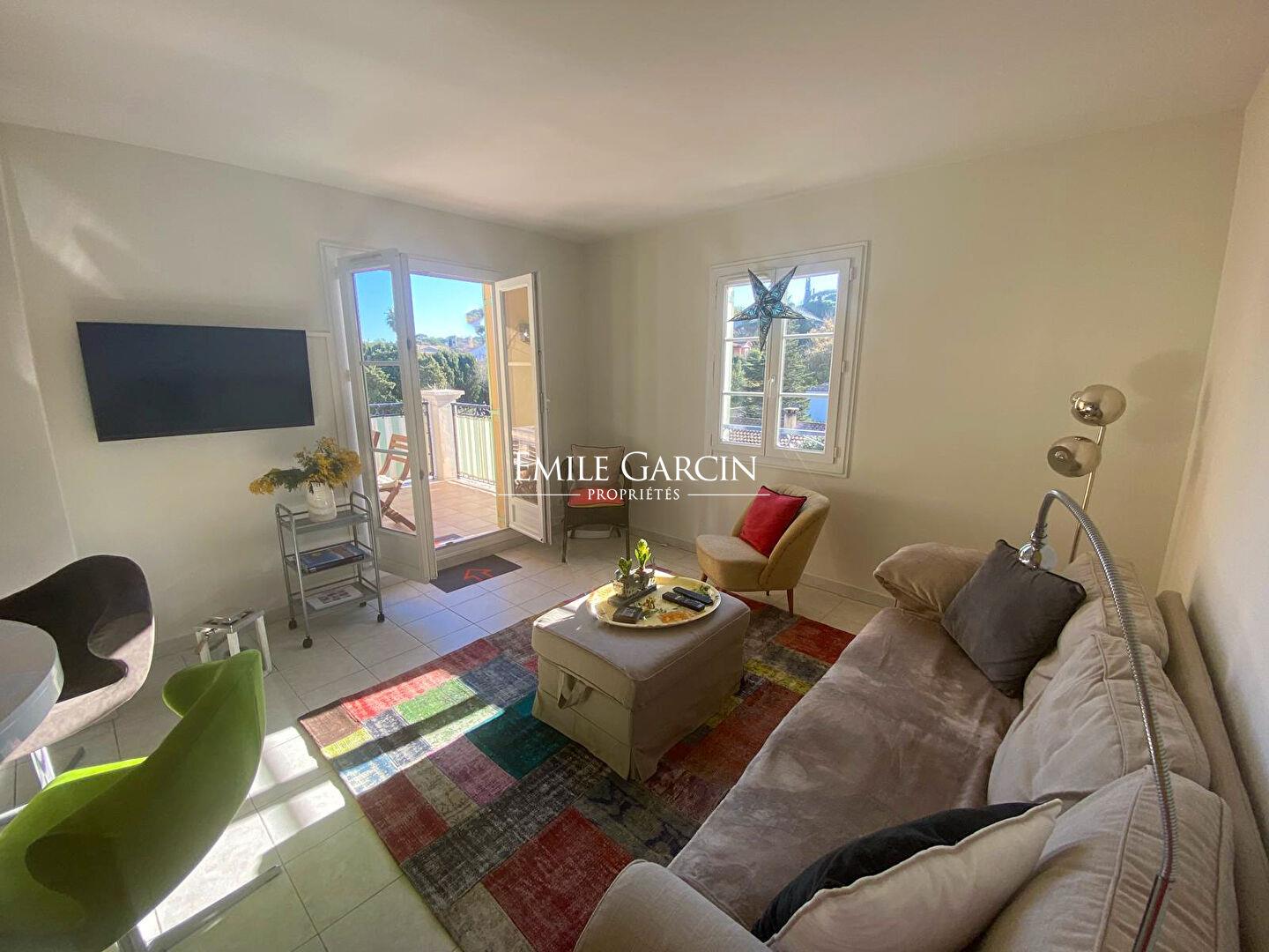 For sale - Apartment - Saint Tropez - Walkable from the village centre - Ansicht 2