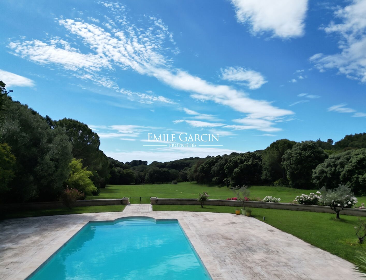 Maison à vendre, 600m², Nîmes