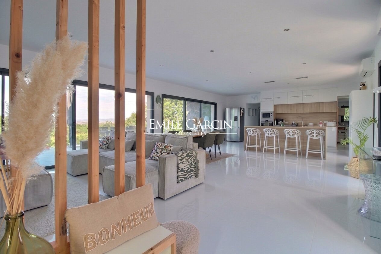 Maison à vendre, 200m², Barjac