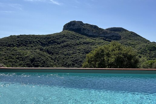 Maison 13 pièces 550 m² · à Anduze · 550 m² · 1 650 000 €