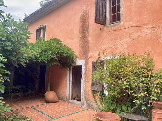 Maison 20 pièces 650 m² · à Anduze · 650 m² · 990 000 €