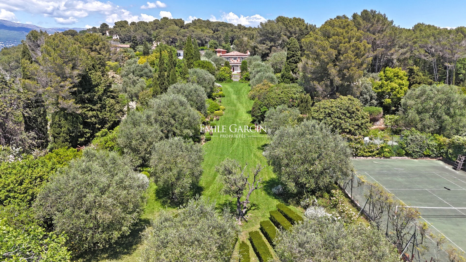 Maison à vendre, 800m², Mouans-Sartoux