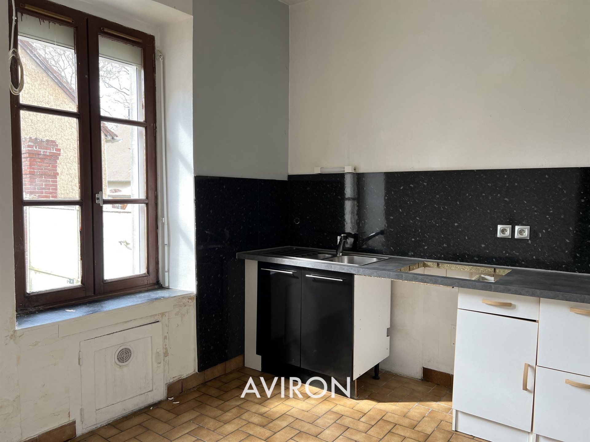 Maison à vendre, 97m², Sours