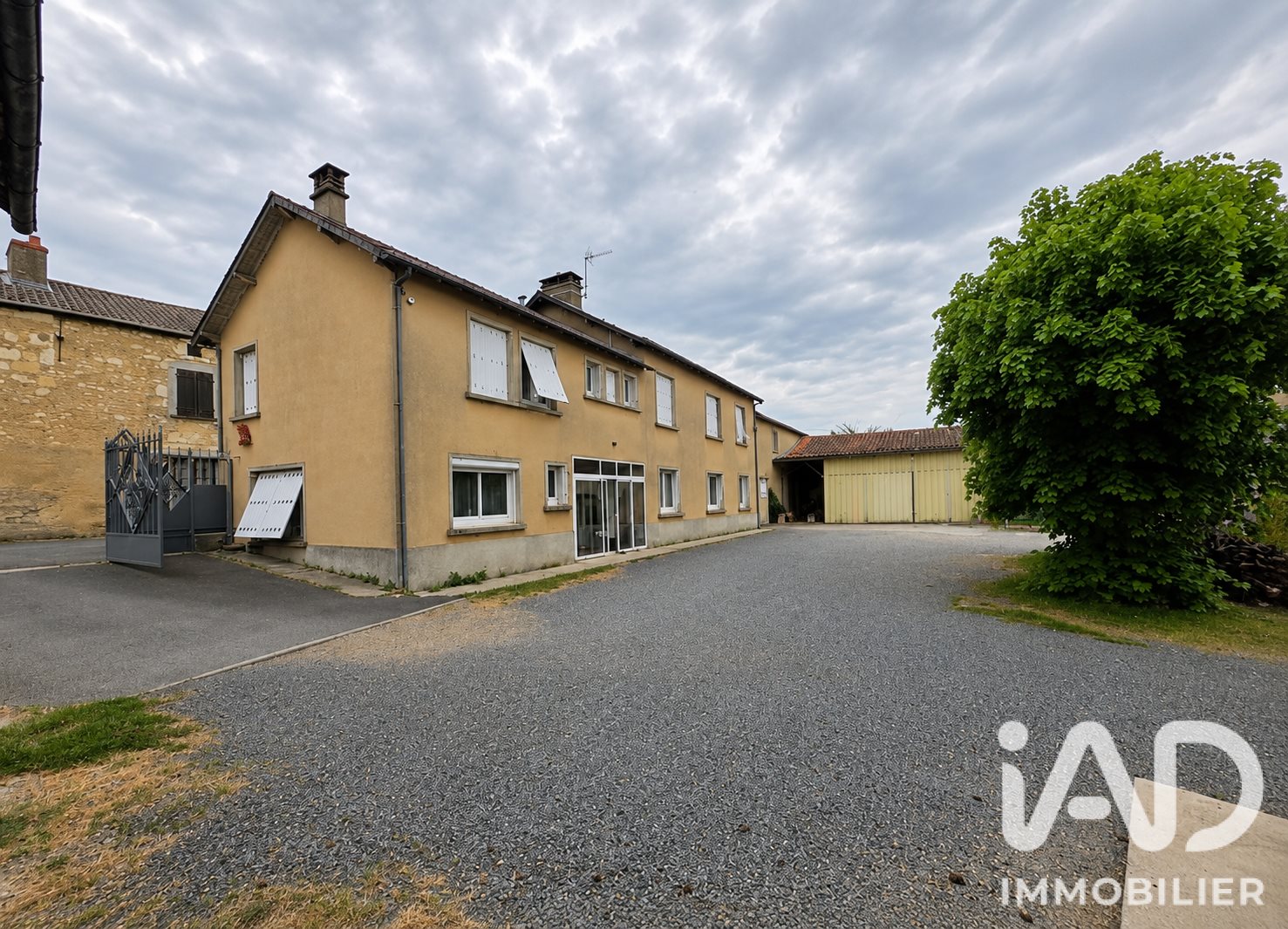 Maison à vendre, 210m², Le Puy-Notre-Dame