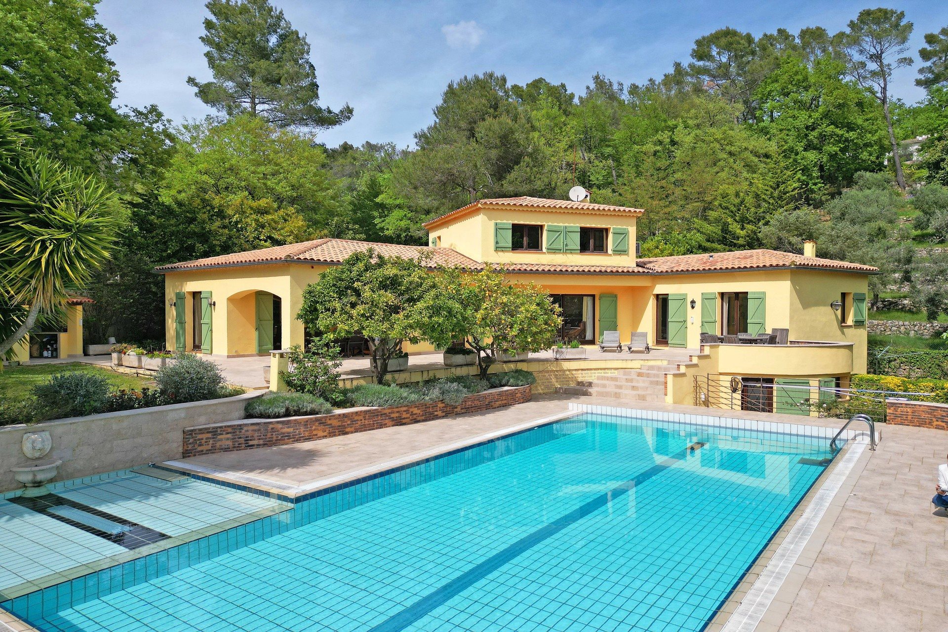 Maison à vendre, 216m², Le Rouret