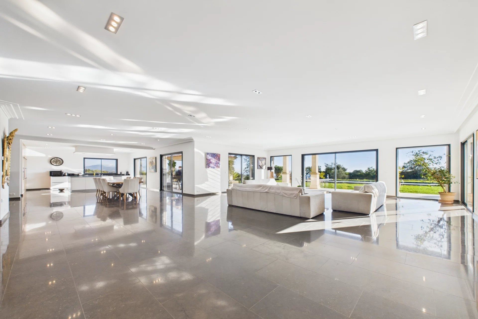 Maison à vendre, 572m², Roquefort-les-Pins