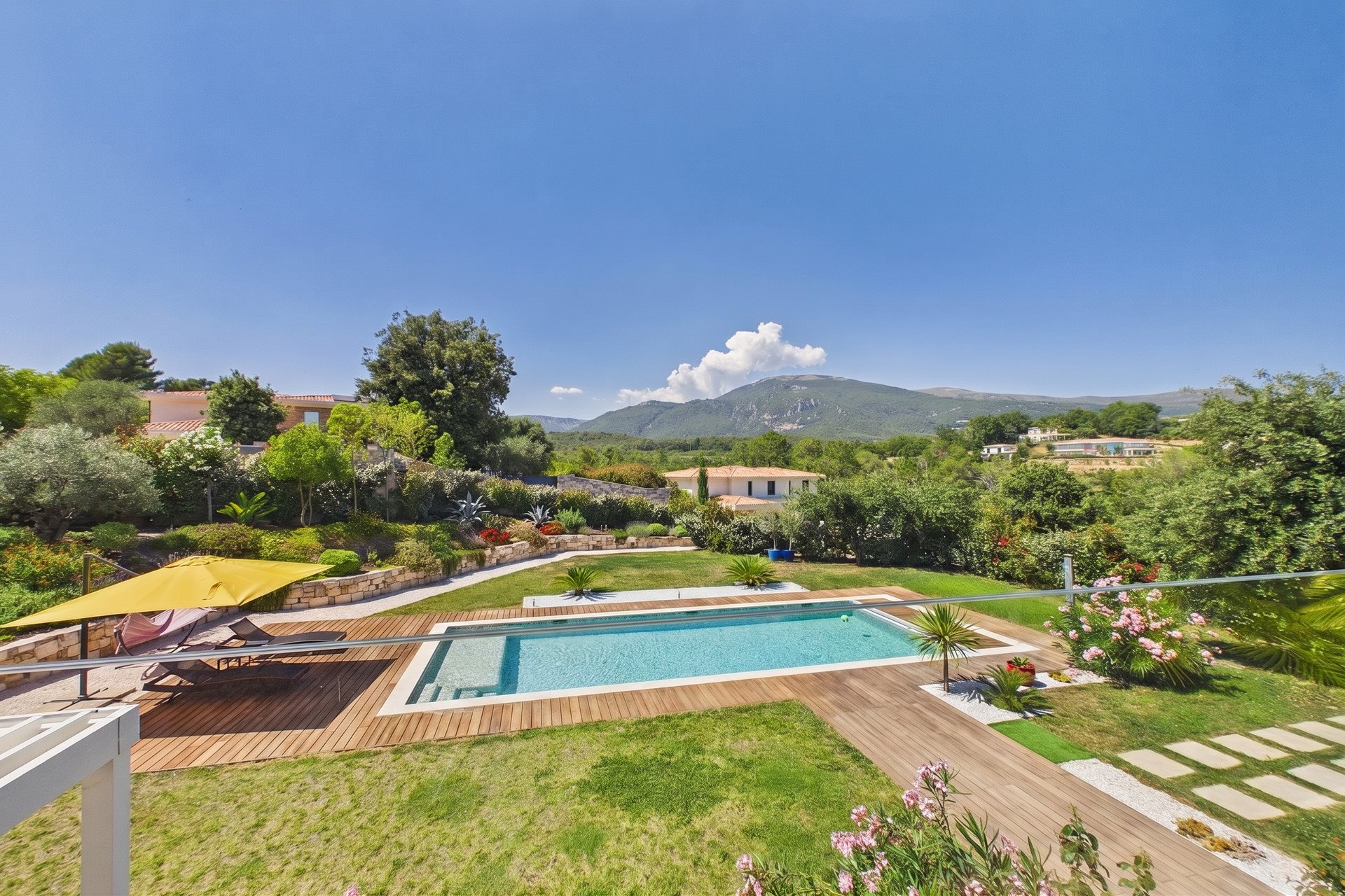 Maison à vendre, 322m², Roquefort-les-Pins