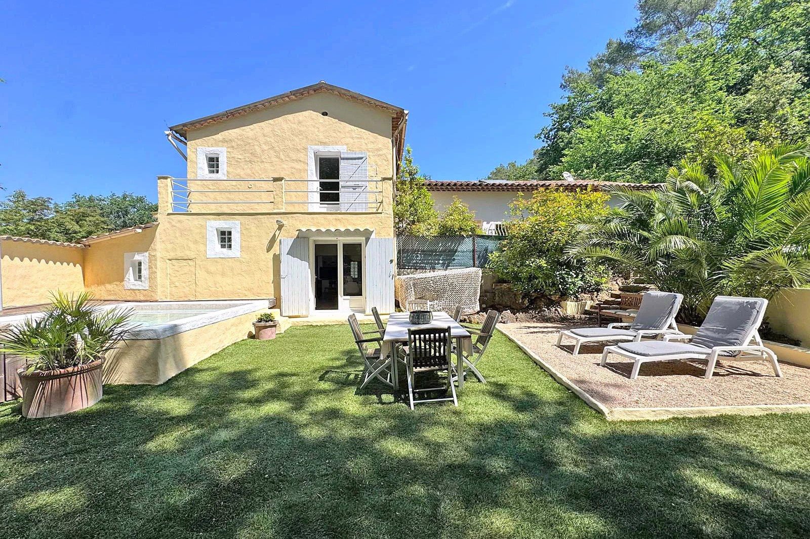 Maison à vendre, 114m², Roquefort-les-Pins