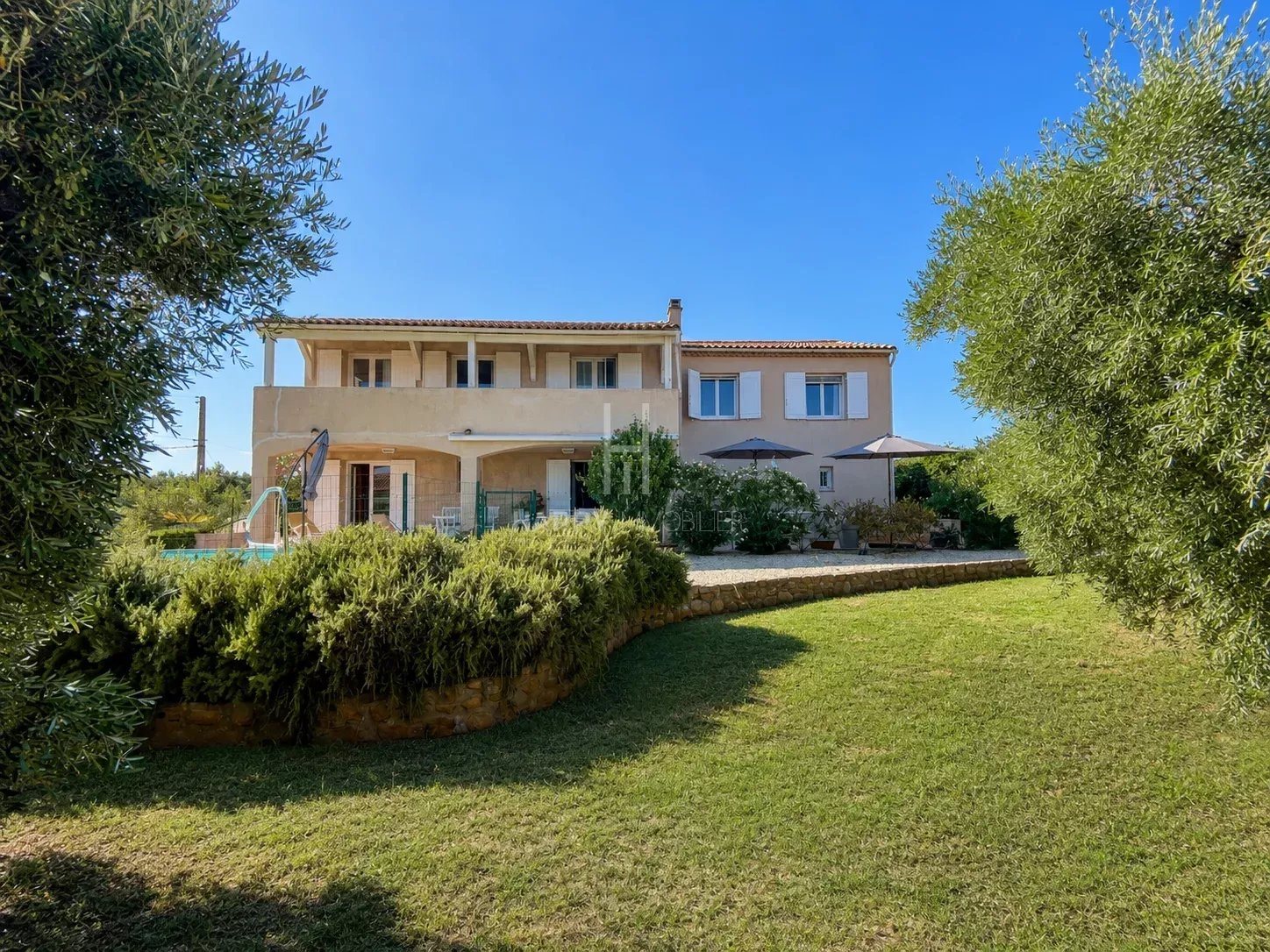 Maison à vendre, 155m², Aureille
