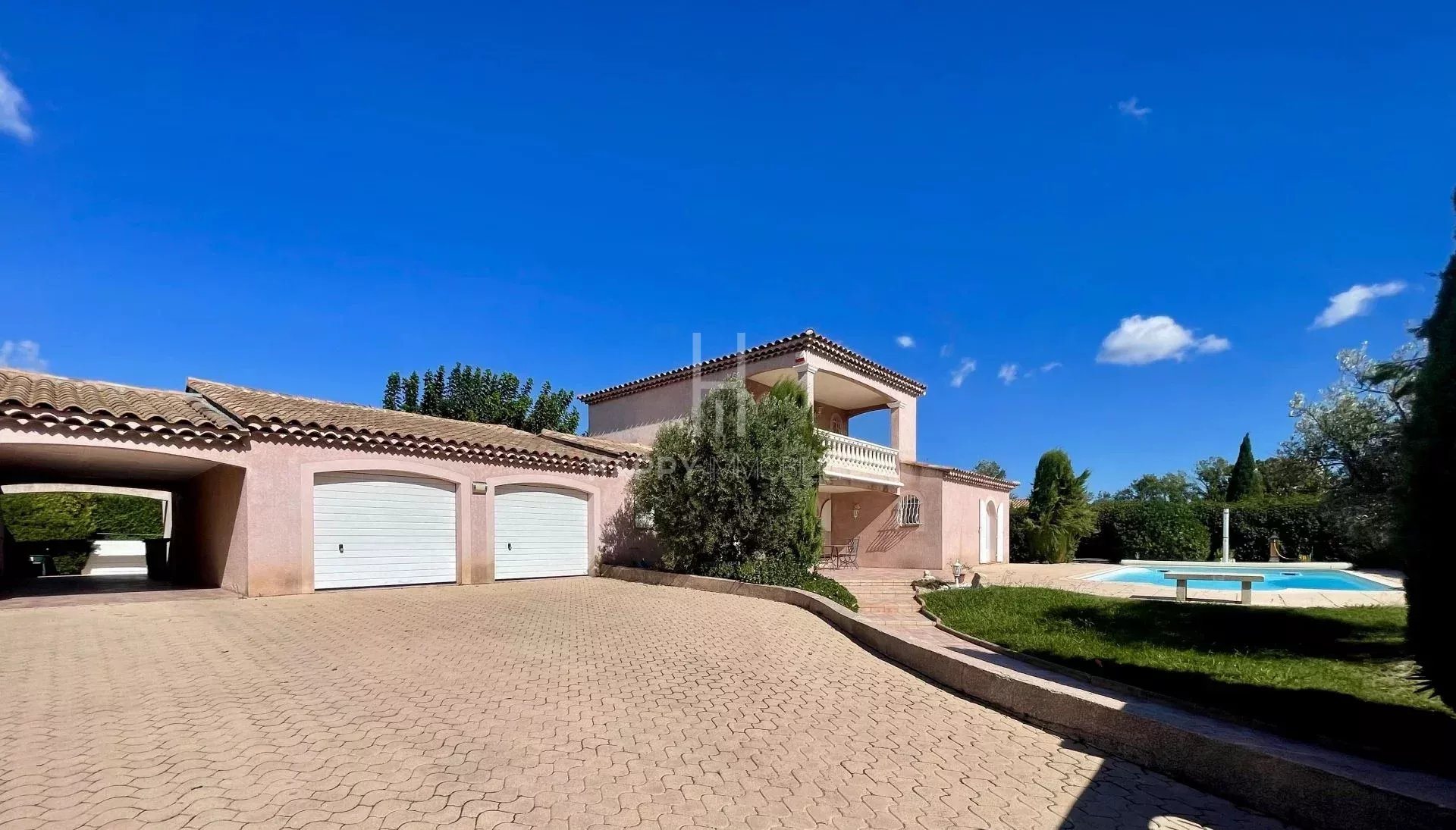 Maison à vendre, 156m², Mouriès