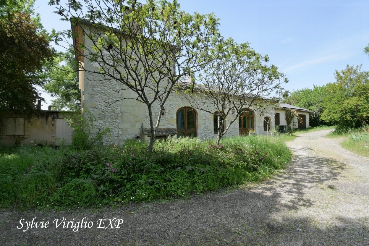Maison à vendre, 255m², Montcaret