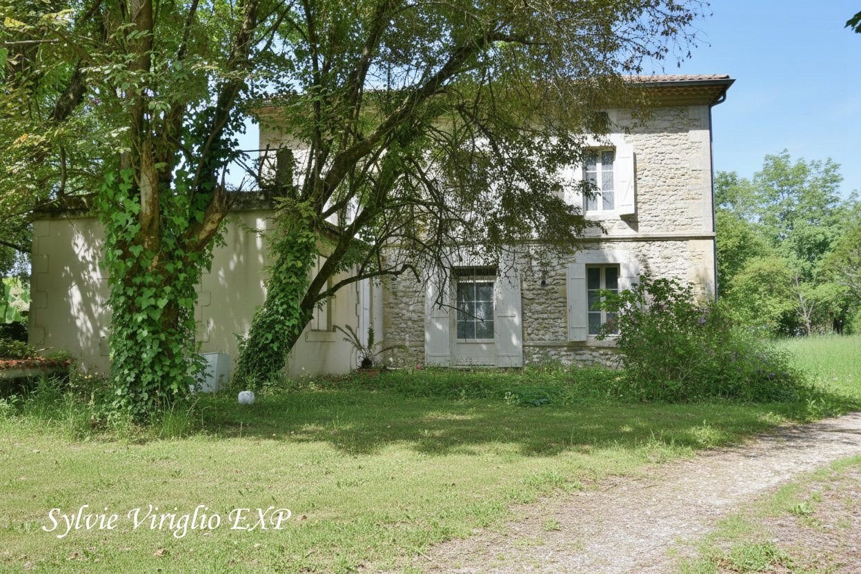 Maison à vendre, 255m², Montcaret