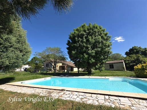 Maison 5 pièces 118 m² · à Gageac-Et-Rouillac · 118 m² · 235 000 €