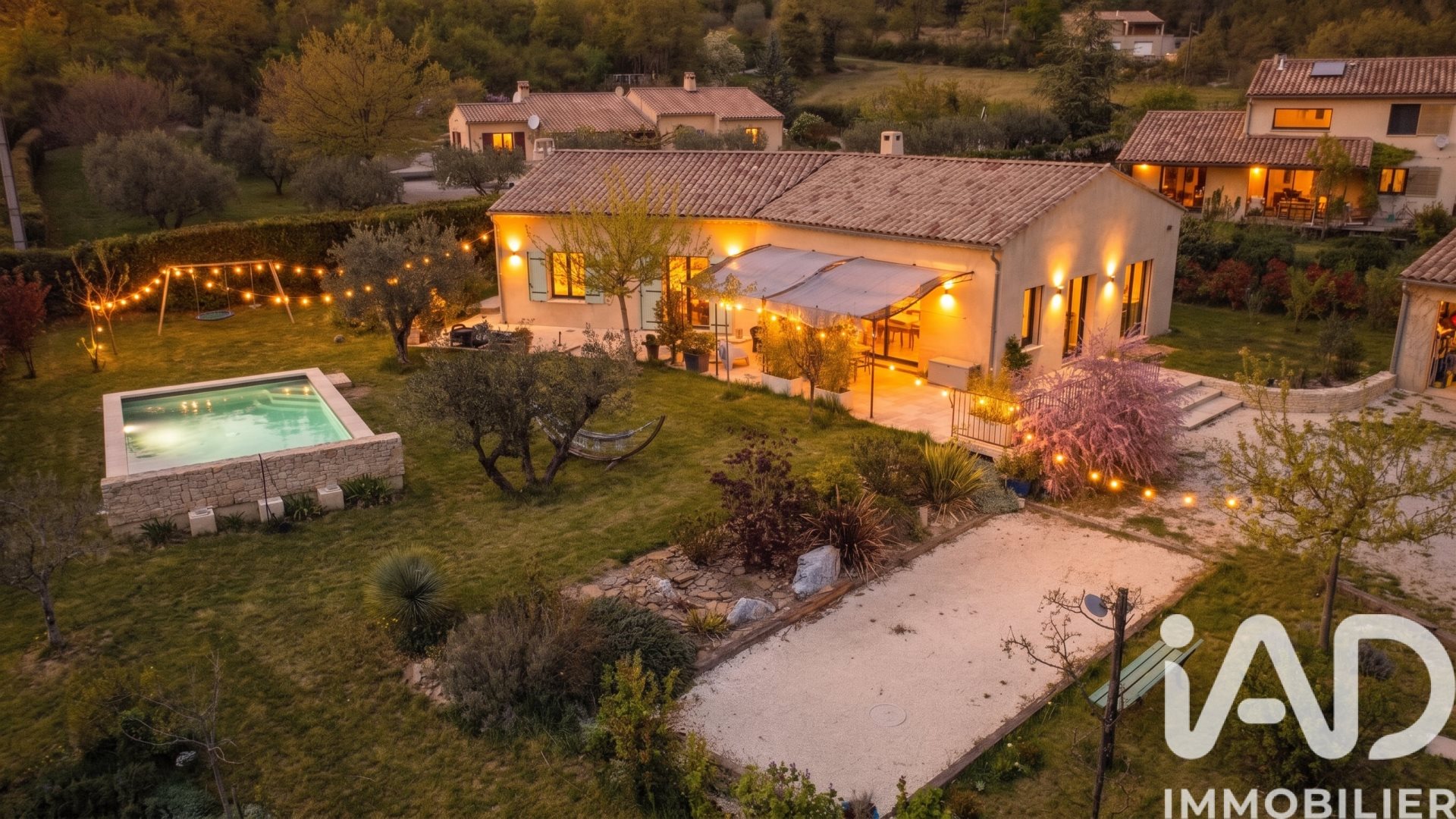 Maison à vendre, 136m², Nyons