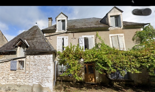 Maison 9 pièces 156 m² · à Le Roc · 156 m² · 87 850 €
