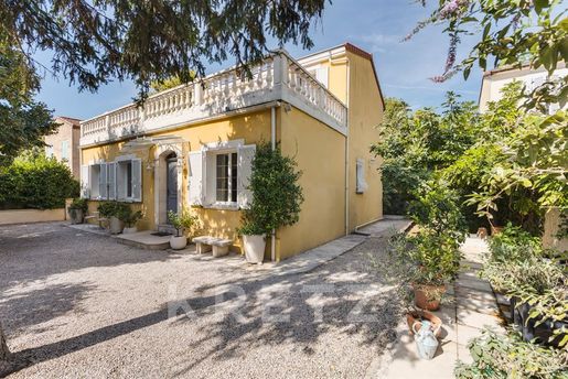 Maison 7 pièces 146 m² · à Marseille 11ème · 146 m² · 700 000 €