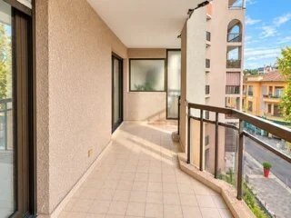 Appartement 2 pièces 52 m² · à Cagnes-sur-Mer · 52 m² · 230 000 €