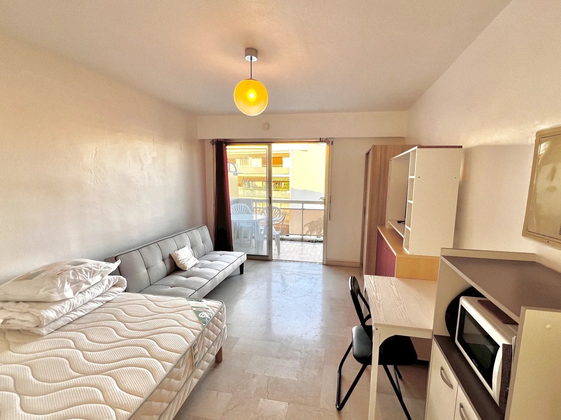 Appartement à louer, 19m², Juan-les-Pins