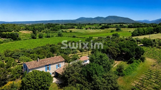 Maison 250 m² · à Grignan · 250 m² · 689 000 €